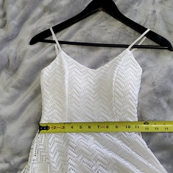 Small White Empire Waist Midi Dress - Picture 6 of 10